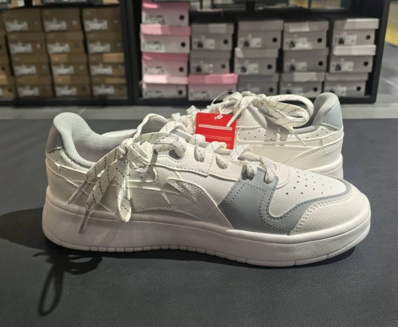 Удобные и универсальные кроссовки  Li Ning мужские, белыеееееёееееееее