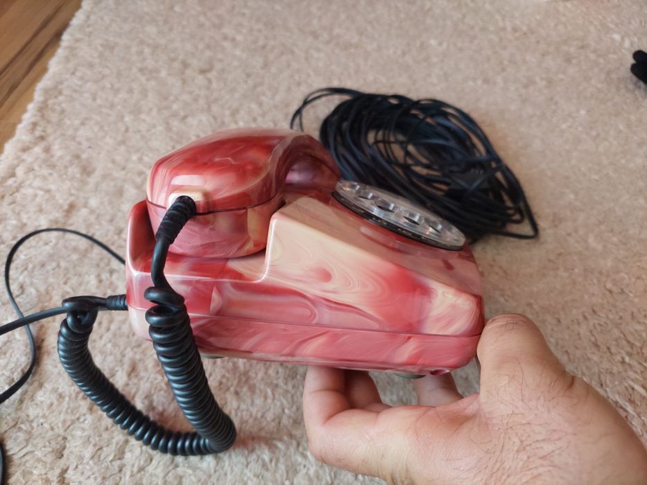Telefon fix cu disc ,stare super ,culoare deosebita