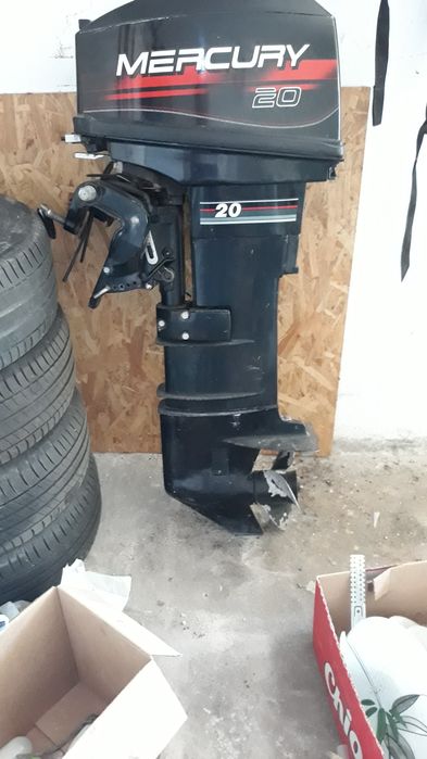 Motor barca Mercury