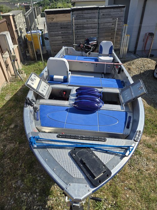 Ansamblu barca Linder, Motor Mercury 20 HP,peridoc Tiki inmatriculat
