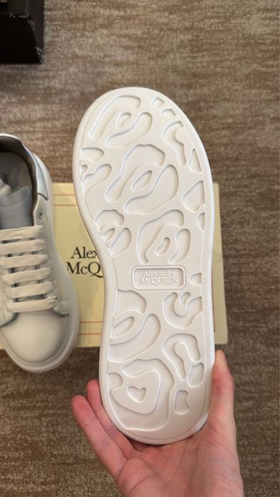 adidasi Alexander Mcqueen