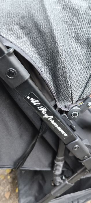 Carucior sport pliabil pentru copii