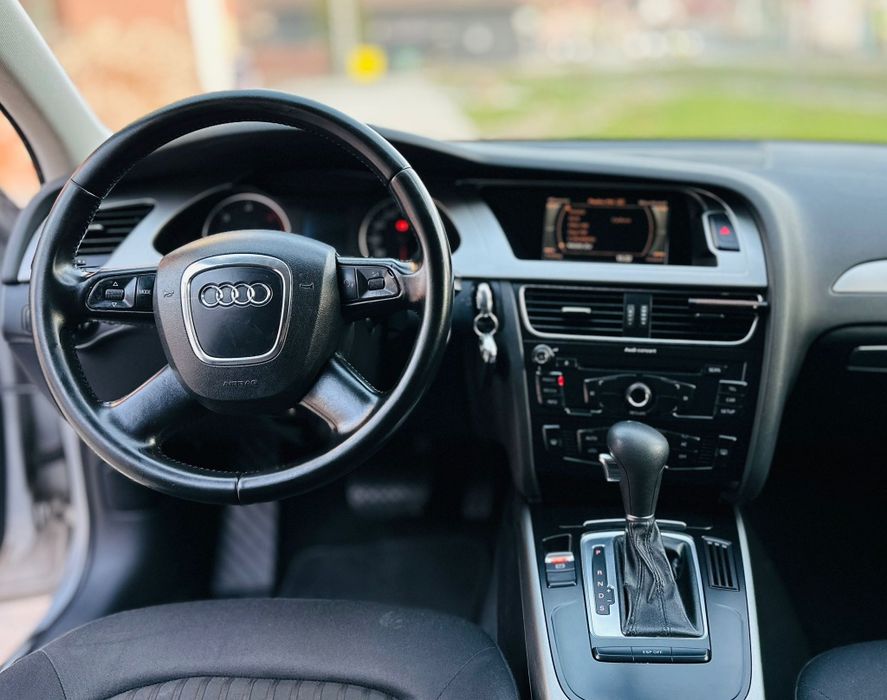 Audi a4 b8 2.0 TDI 143 Cp An 2009 Adus din Germania