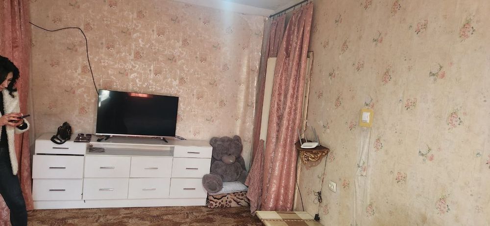 Прадается 1 ком кв 3- этаж куйлюк 4