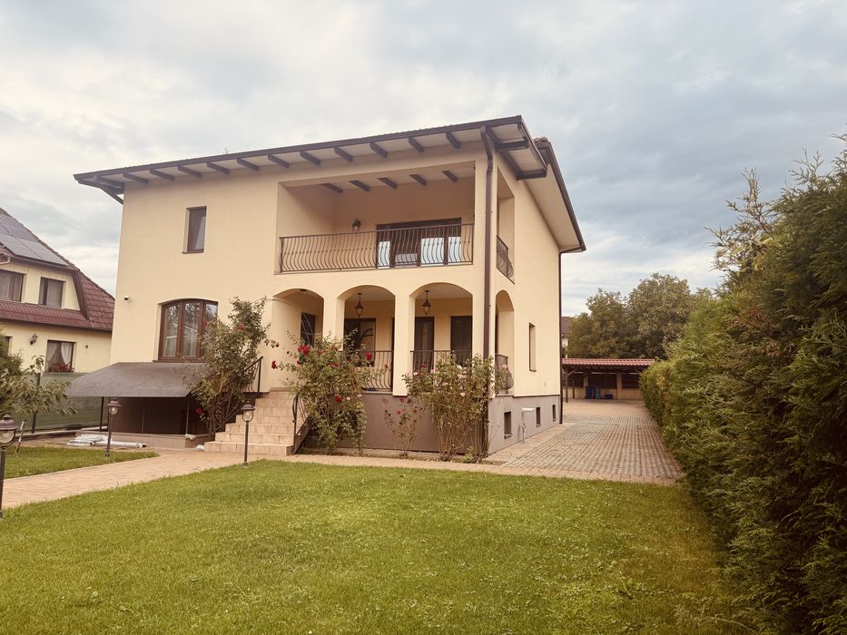 Casa de vanzare Bistrita - la cheie, echipare premium