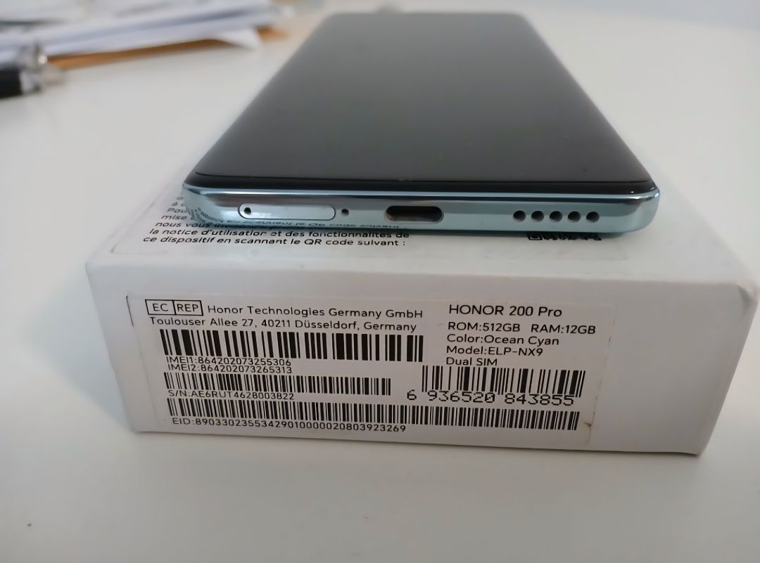 Vând schimb honor 200 pro