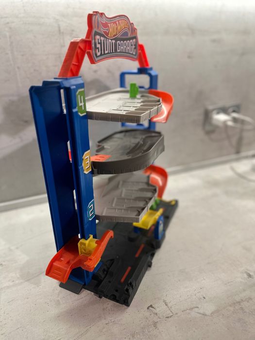 Писти писти hot wheels