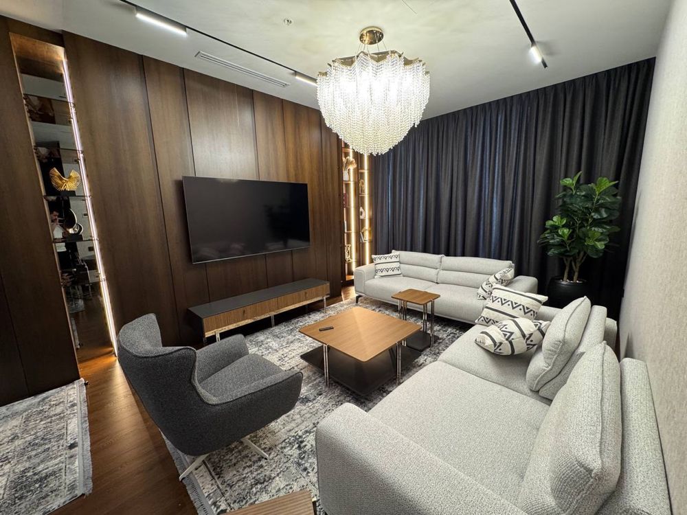 СРОЧНО ПРОДАЁТСЯ 2ком квартира  ЖК "Nest one"  39-этаж Вид на парк