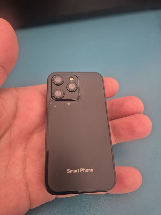 Мини айфон как новый