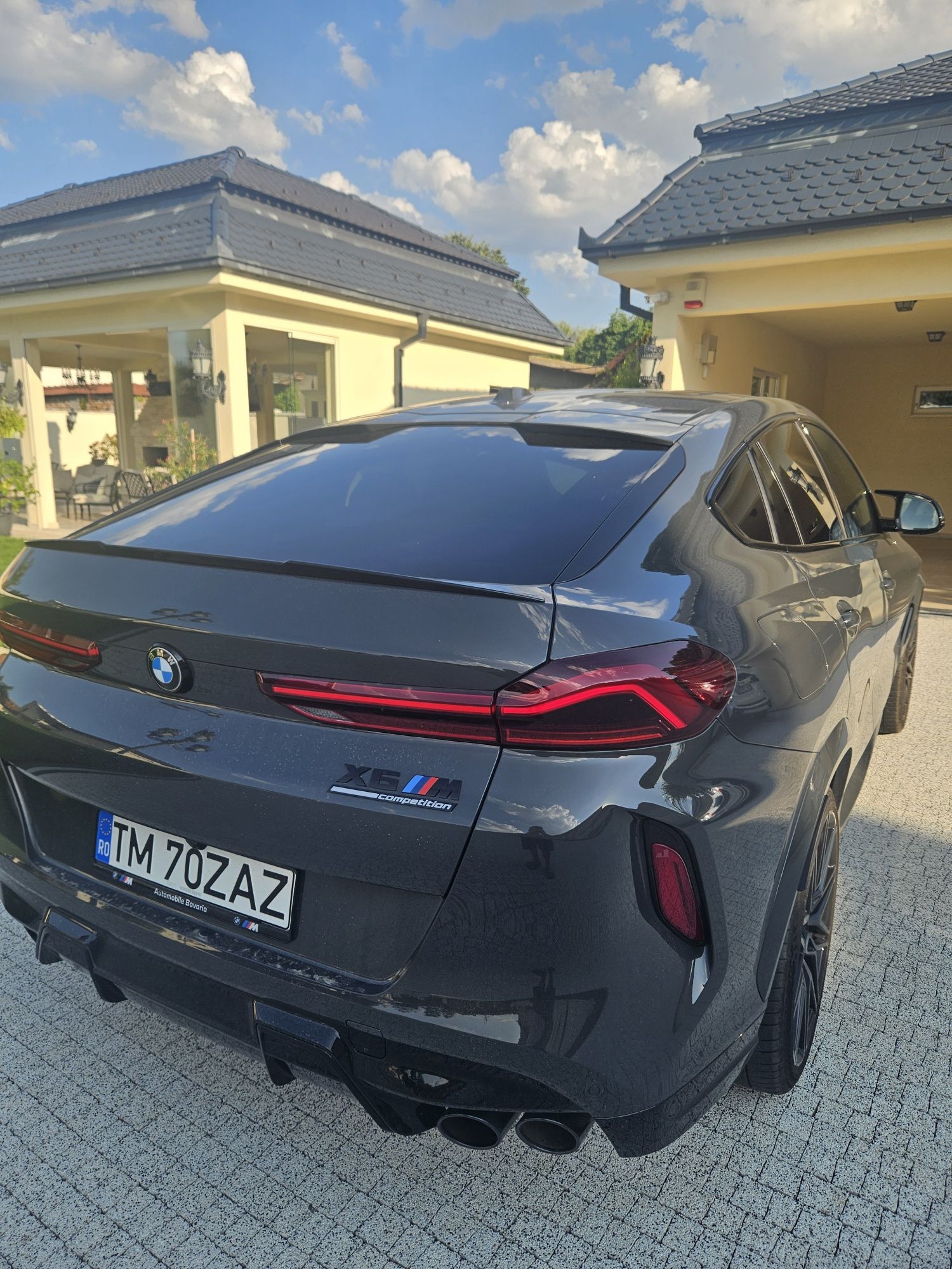 Vând BMW X6 M Competition 2025