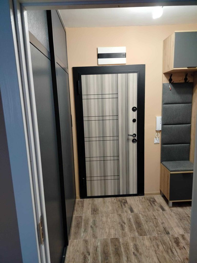 Дава се под наем Двустаен апартамент в Варна, Младост 1 - 65 кв.м за 408 € - Снимка #17