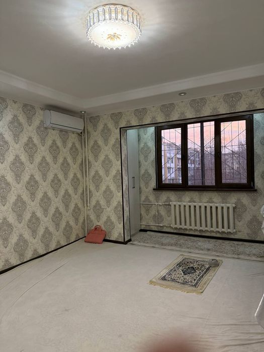 Продаётся 3 комнотная квартира