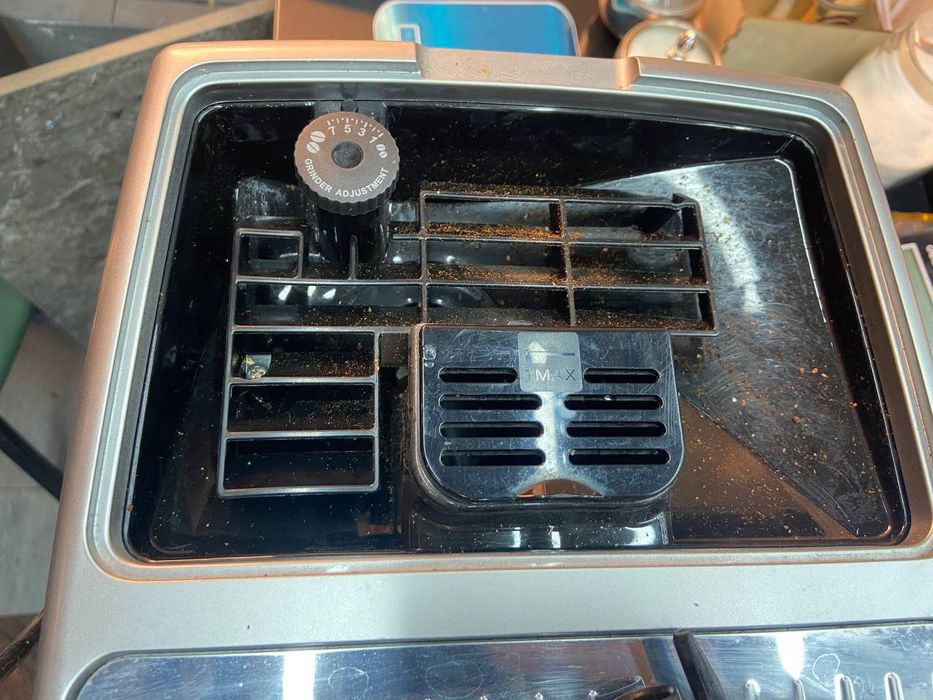 Продается кофемашина, новая пользовались 1 раз