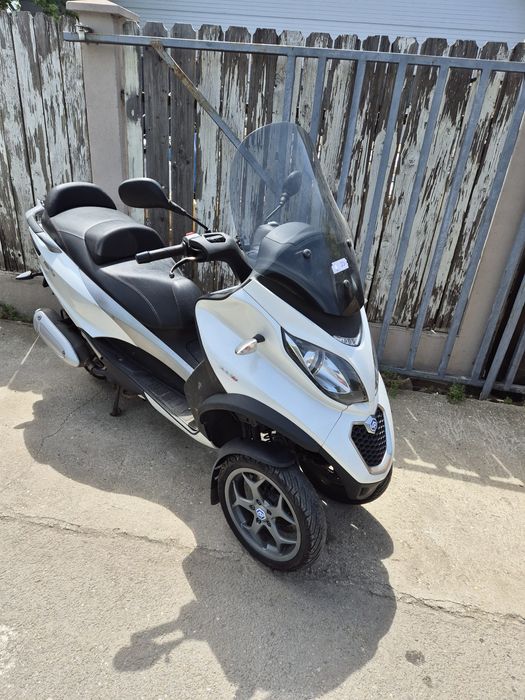 Triciclu Piaggio MP3 300 2016, 3 roti 15500km