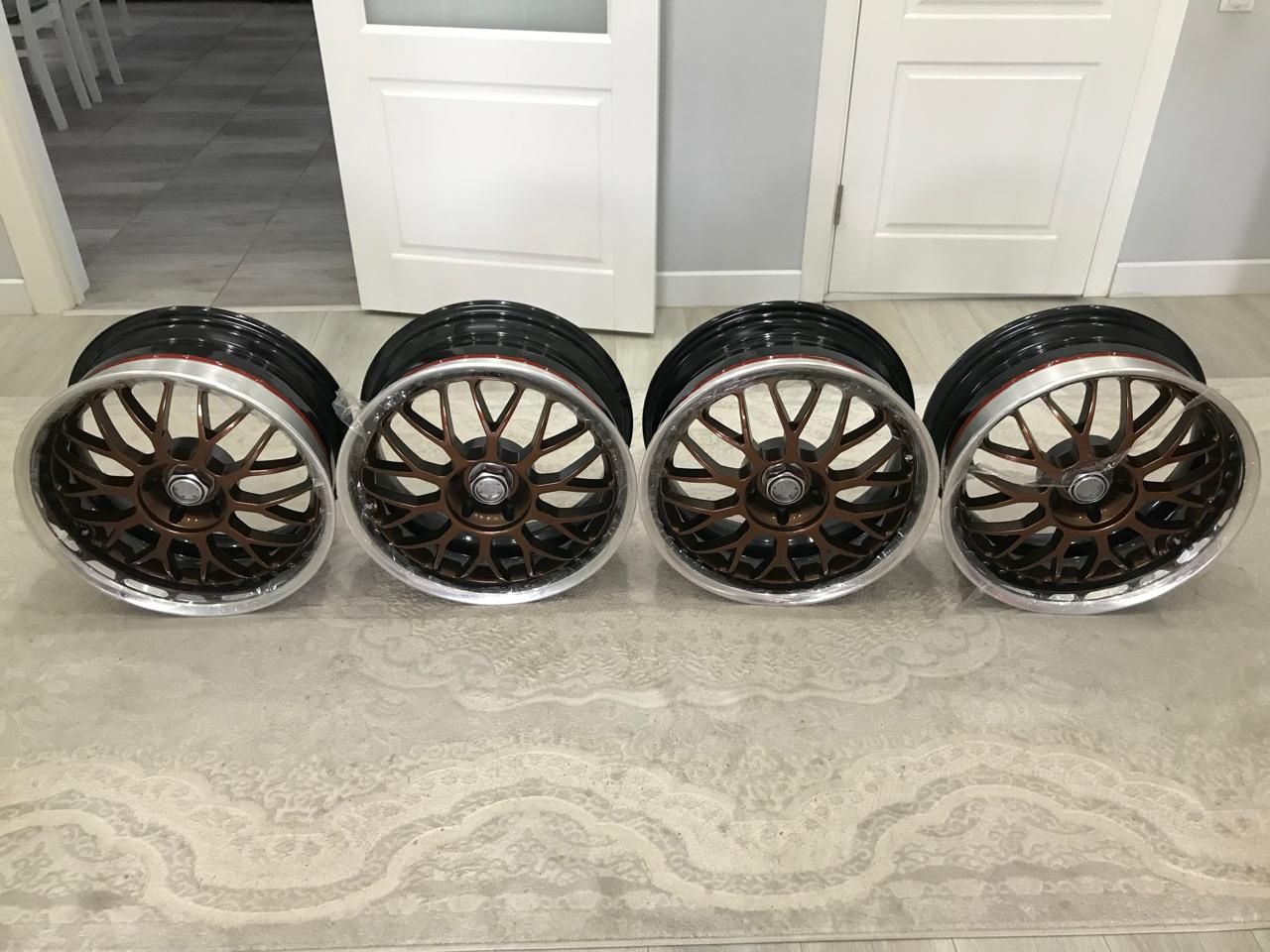 Продам Диски r 18
