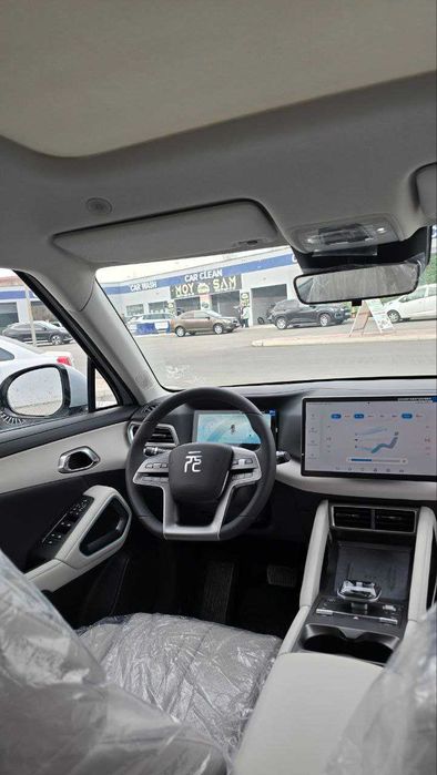 BYD Yuan Up smart drive 2-pozitsa 2025 bezprobeg