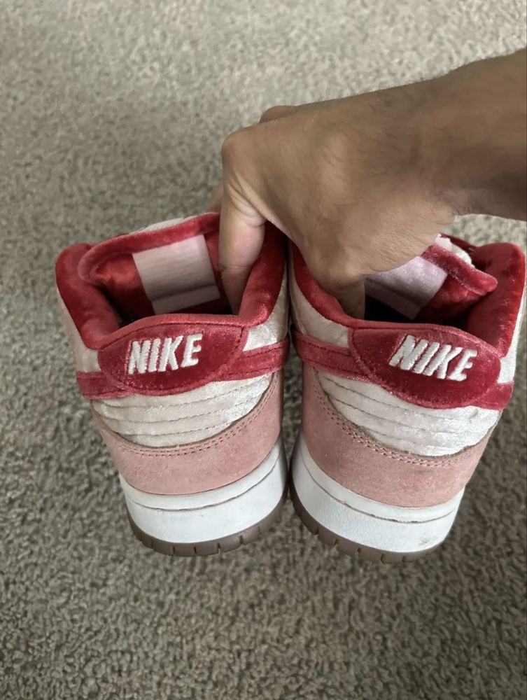 nike dunk strange love 43 номер +ПОДАРЪК