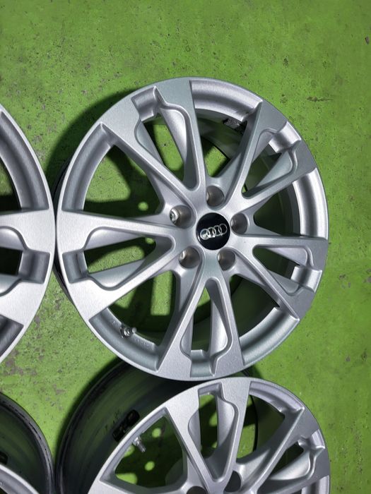 17 5x112 Audi A4 A5 A6 лети джанти 5х112 ауди а4 а5 а6 Сиви