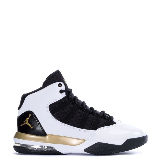 Air Jordan Max Aura 'Golden Knights'