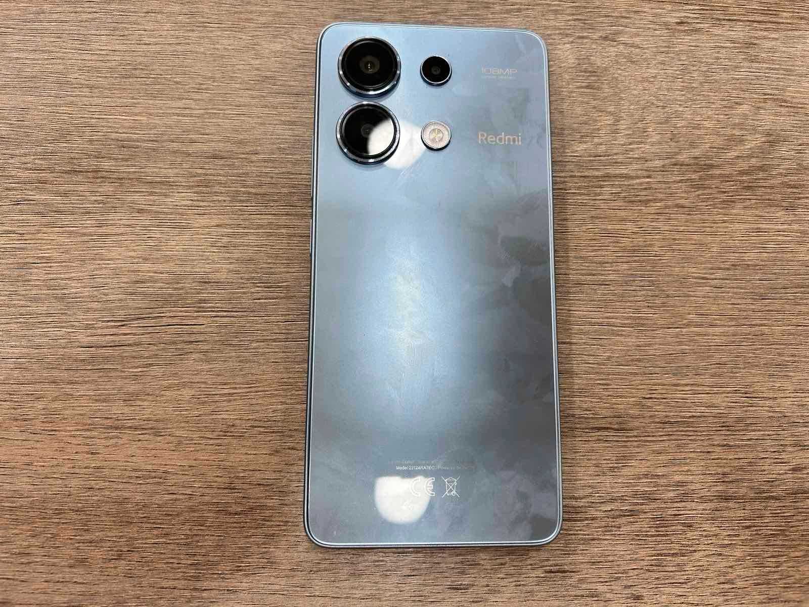 Продавам Xiaomi Redmi 13