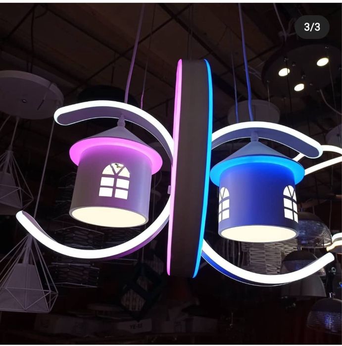 Продам Люстру срочно