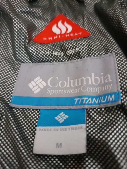 Vând geacă sport Columbia Titanium