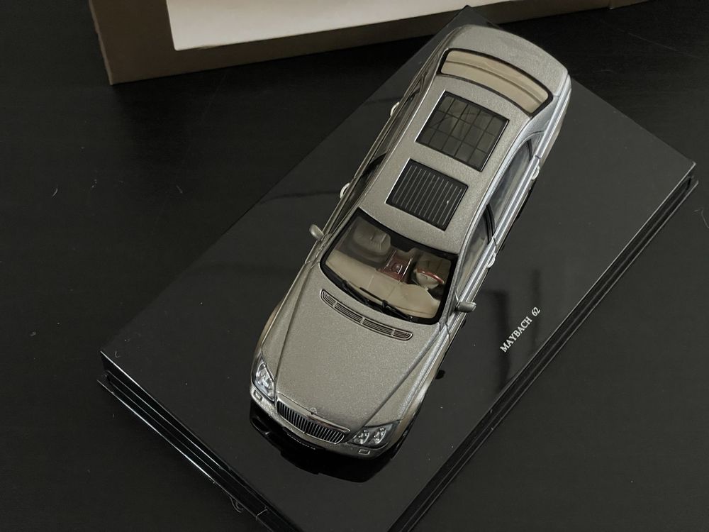 1:43 Maybach 62 - Autoart - метален модел