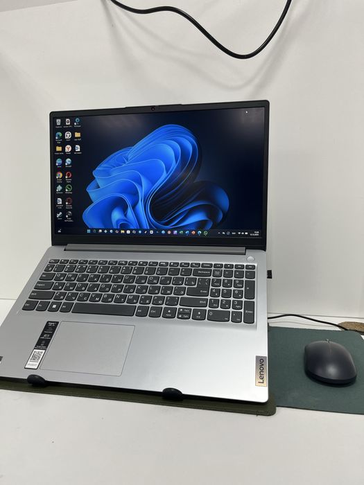 Ноутбук Lenono ideapad