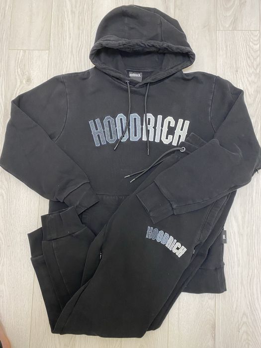 Мъжки екипи Hoodrich