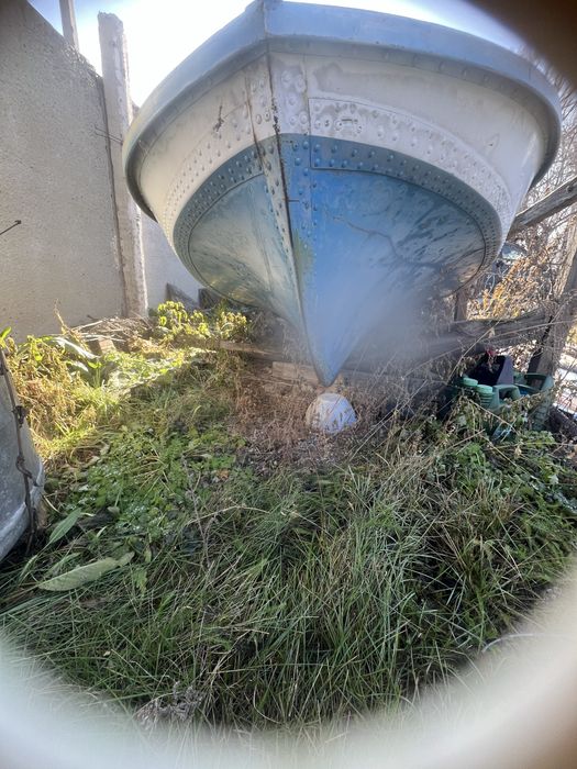 Лодка Амур,без мотора