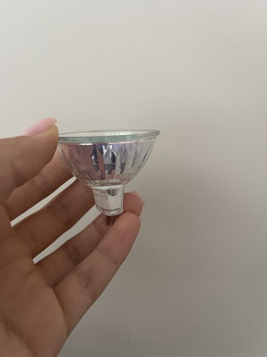 Спот за таван