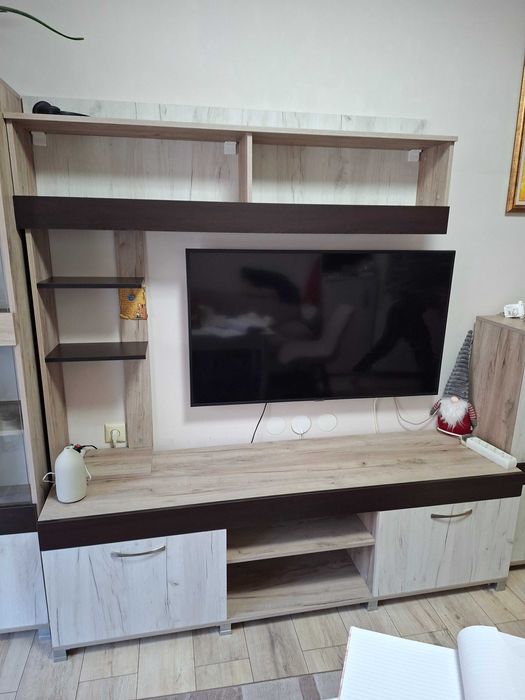 Модулна секция за всекидневна.