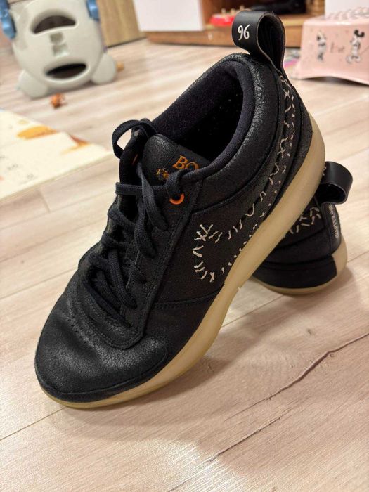 Баскетболни обувки Book 1