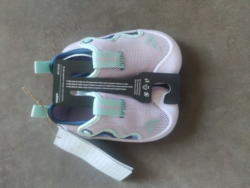 Adidas altaventure