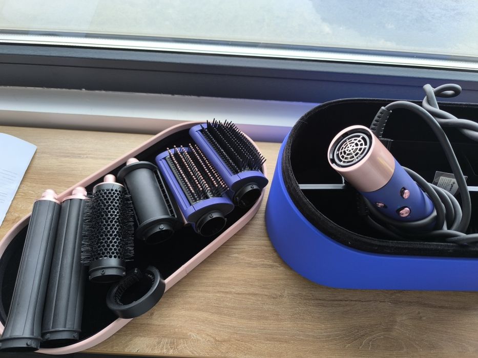 Dyson Airwrap Complete Long cu husa de calatorie