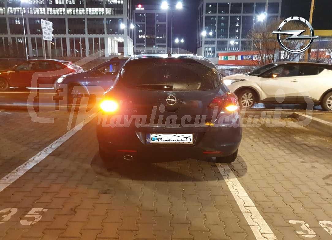 Bec led leduri pentru semnalizare Opel Astra J hatchback