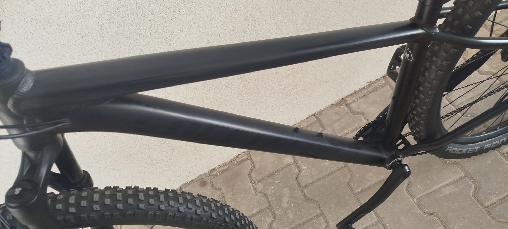 Specialized 29r 1x10 vit. rockshox Cube