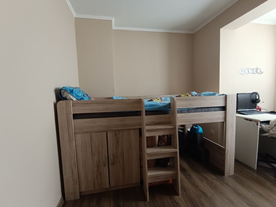 Двуетажно легло + скрин