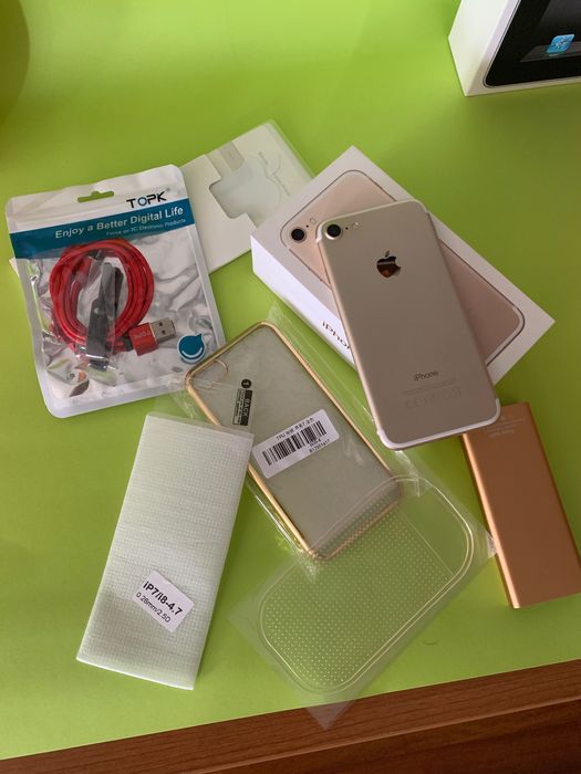 Iphone 7 32 GB, stare excelenta, necodat, totul original.