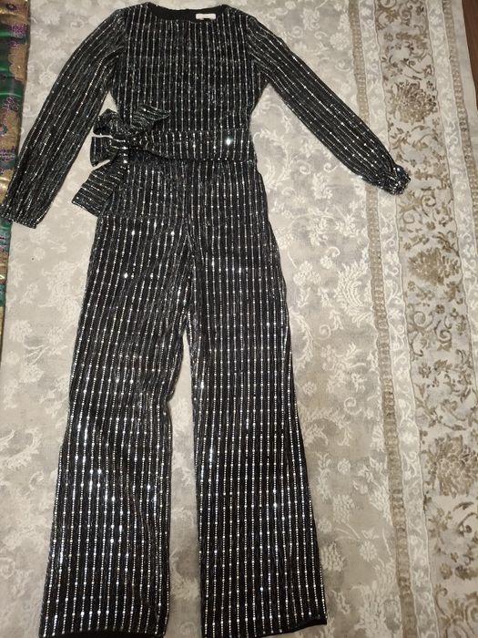 Продам комбинезон и брюки