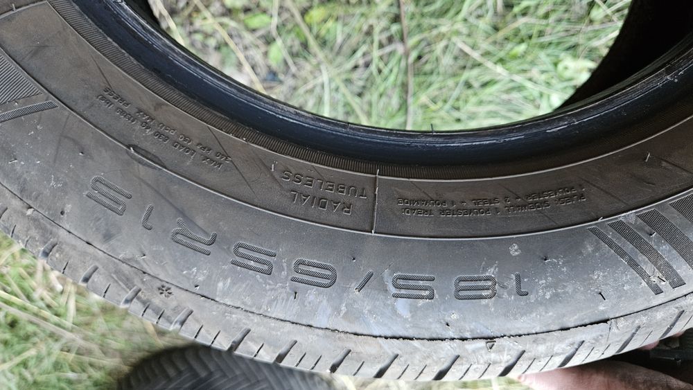 2бр гуми 185 65 15 дот 22 дънлоп