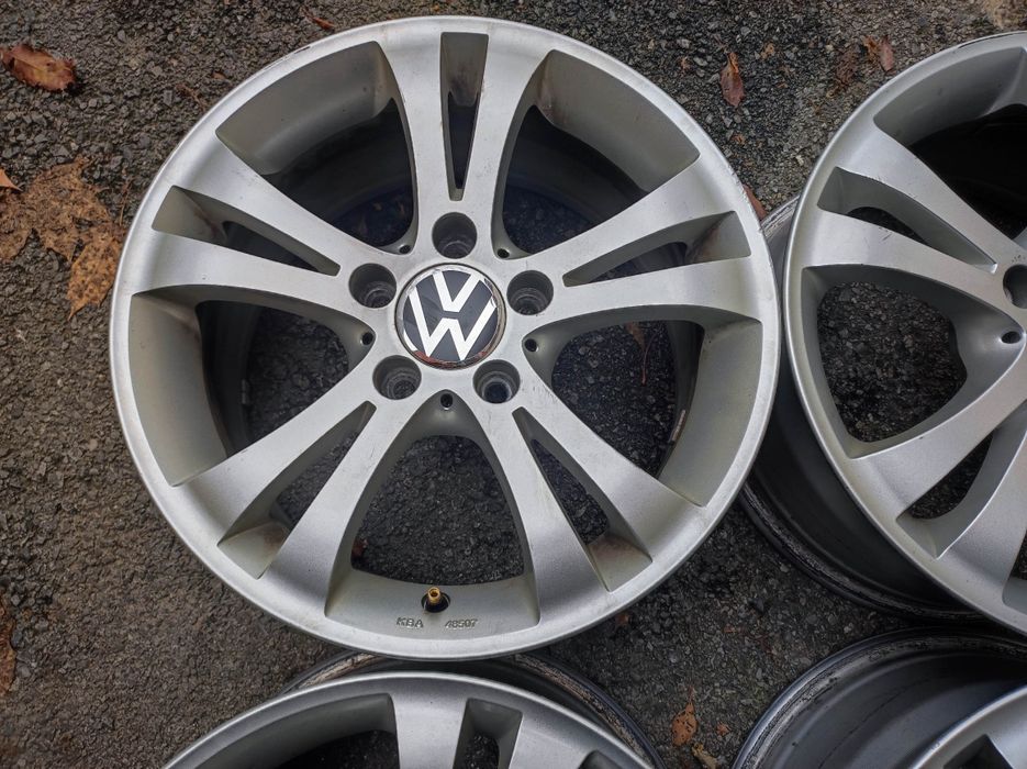 Фолксваген/VW; 16 цола 5x112; 4 бр. лети джанти