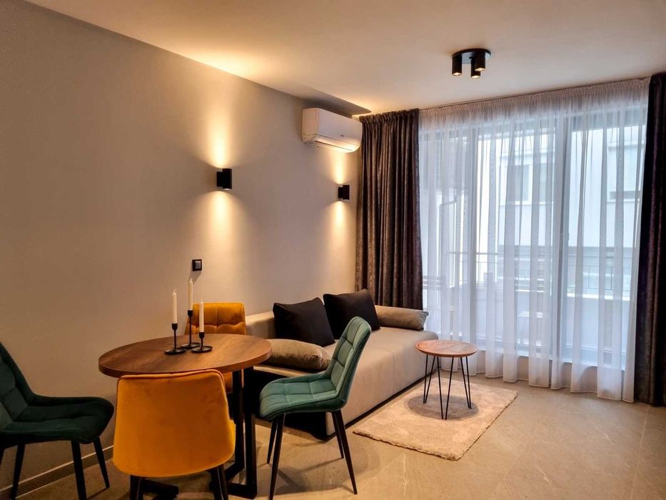 Дава се под наем Двустаен апартамент в София, Център - 58 кв.м за 760 € - Снимка #1