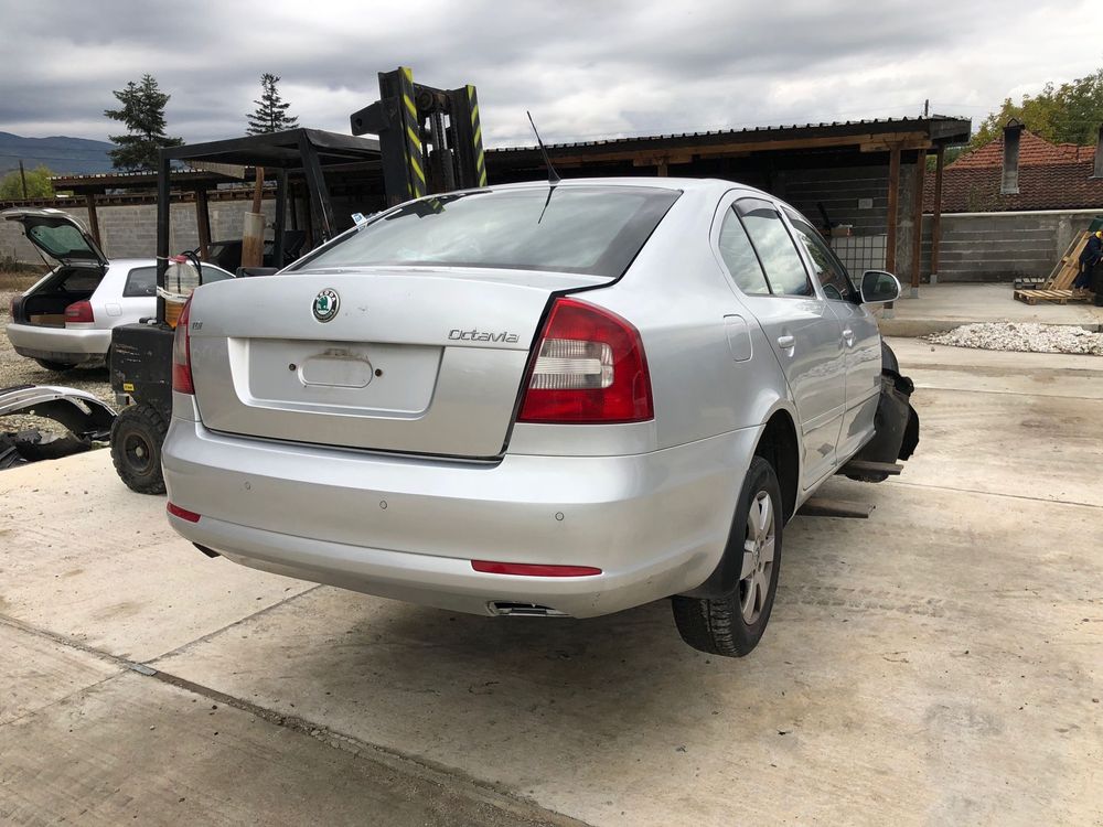 Skoda octavia 1.6tdi 2012г на части