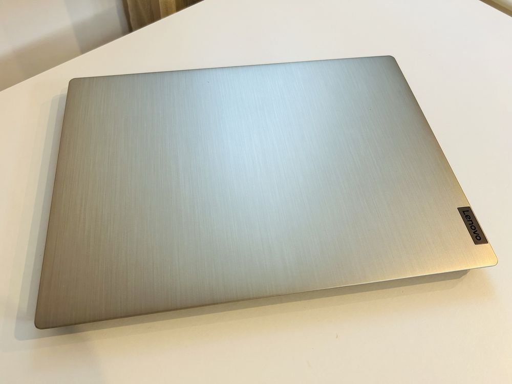 Laptop Lenovo IdeaPad 3 14ADA05 AMD RYZEN 5