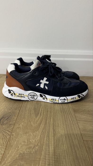 Детские кроссовки