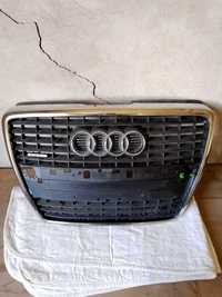 Audi A8 D3 E4 радиаторна решетка