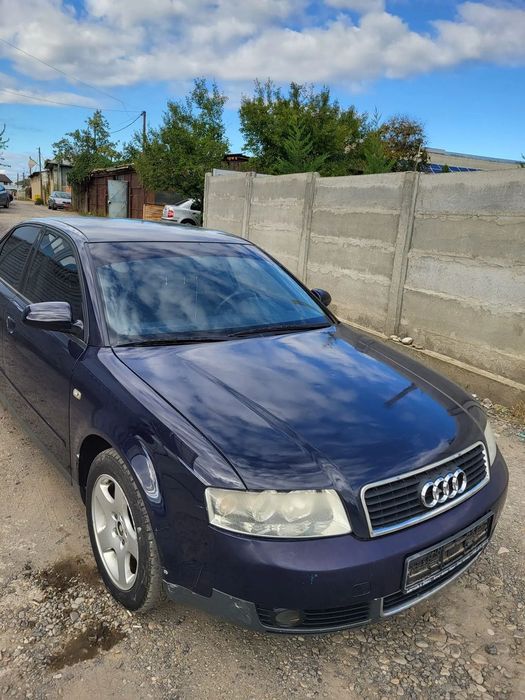 Dezmembram AUDI A4 B6 2.0 benzina an 2004