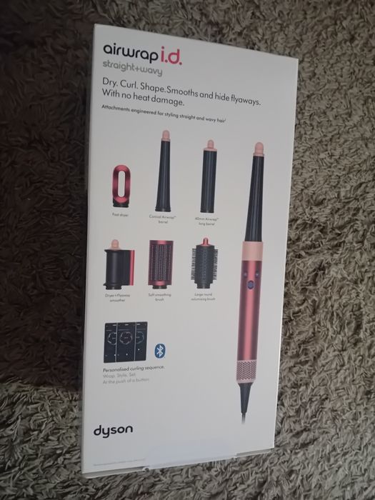 Vand airwrap id dyson HS08, nou