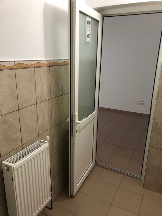 AVANTAJOS !!!   ofer spre inchiriere / vanzare spatiu comercial